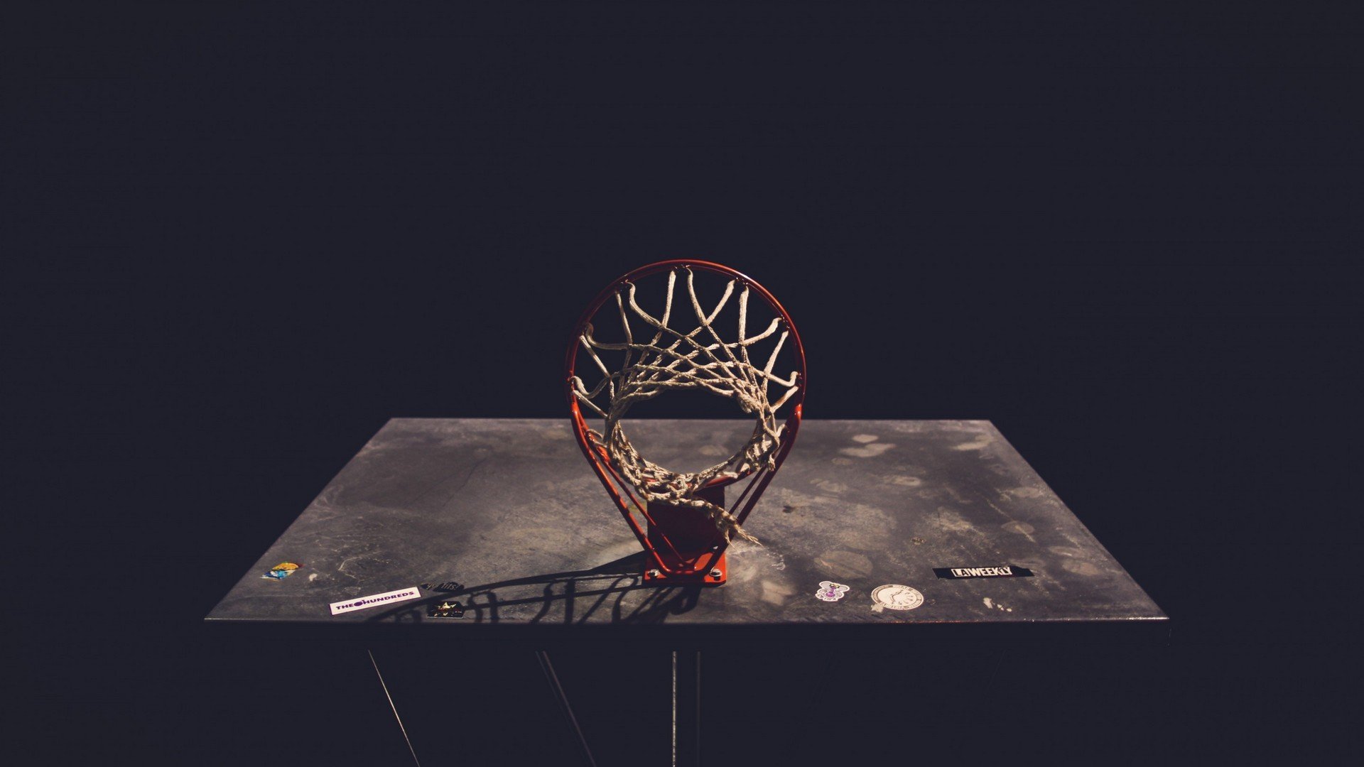开云官方网站-当足球的脉搏被代码改写，热刺阿贾克斯之战VAR判罚引爆争议，当足球的脉搏被代码改写，热刺阿贾克斯之战VAR判罚引爆争议